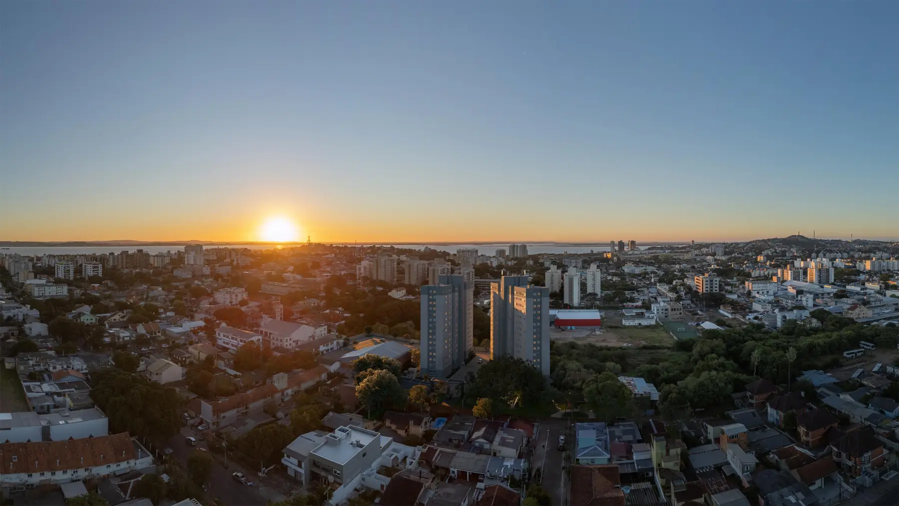 Vista aérea da zona sul de Porto Alegre